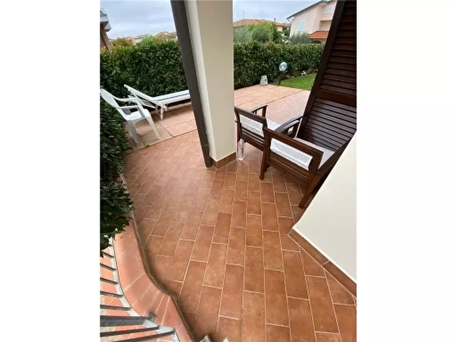 Immagine 35 di Villa in vendita  a San Miniato