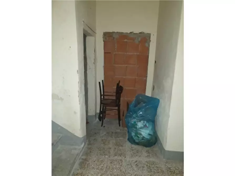 Immagine 10 di Villa in vendita  a Empoli