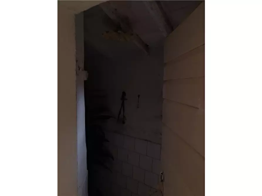 Immagine 12 di Villa in vendita  a Empoli