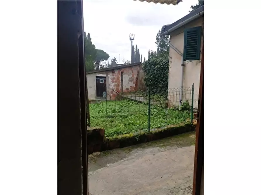 Immagine 13 di Villa in vendita  a Empoli