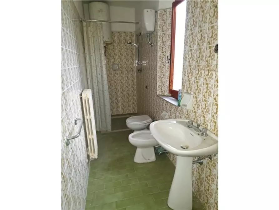 Immagine 14 di Villa in vendita  a Empoli