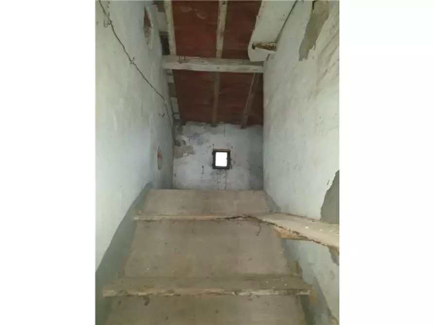 Immagine 16 di Villa in vendita  a Empoli