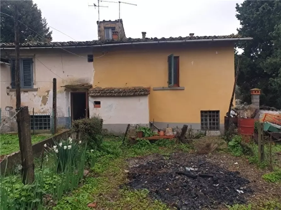 Immagine 17 di Villa in vendita  a Empoli