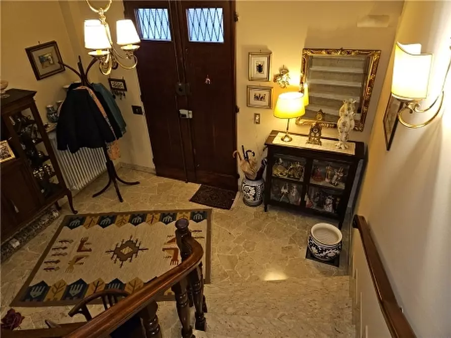 Immagine 17 di Villa in vendita  a Empoli