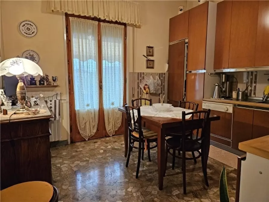 Immagine 22 di Villa in vendita  a Empoli