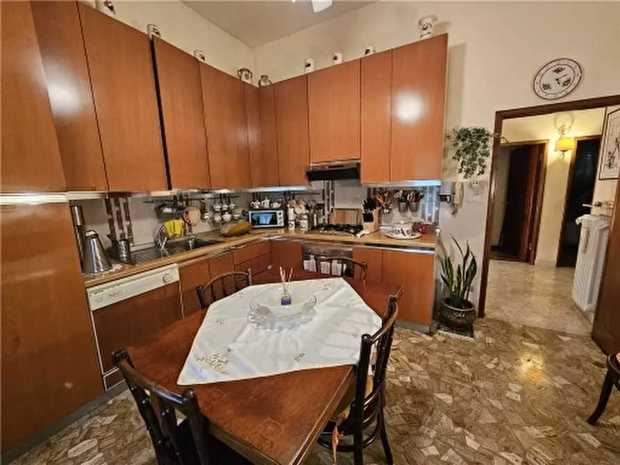 Immagine 24 di Villa in vendita  a Empoli