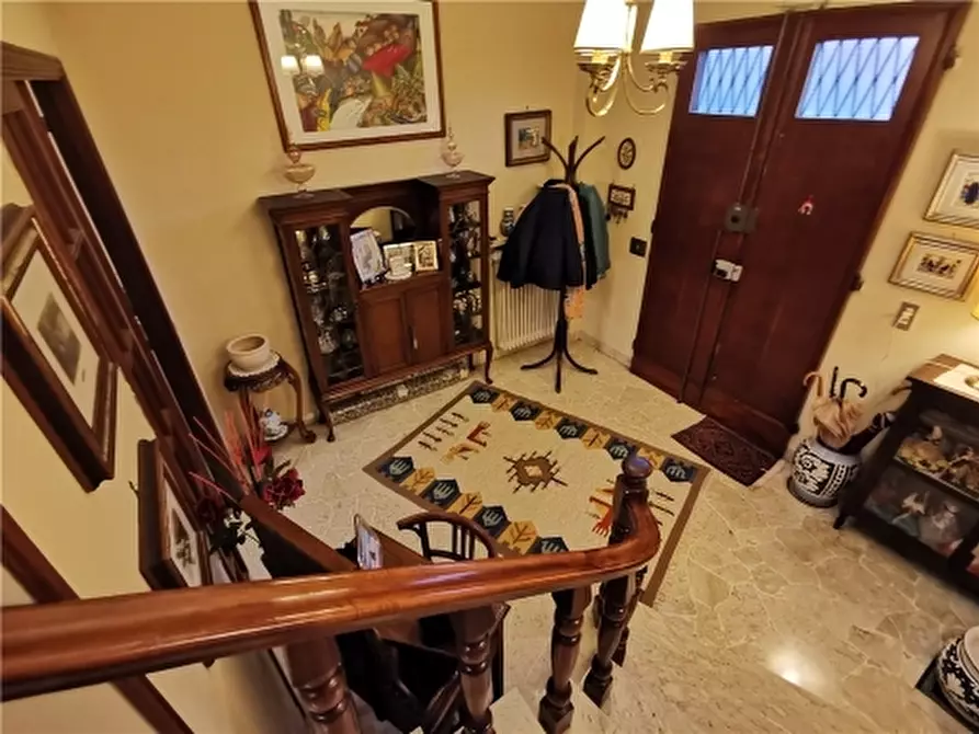 Immagine 33 di Villa in vendita  a Empoli