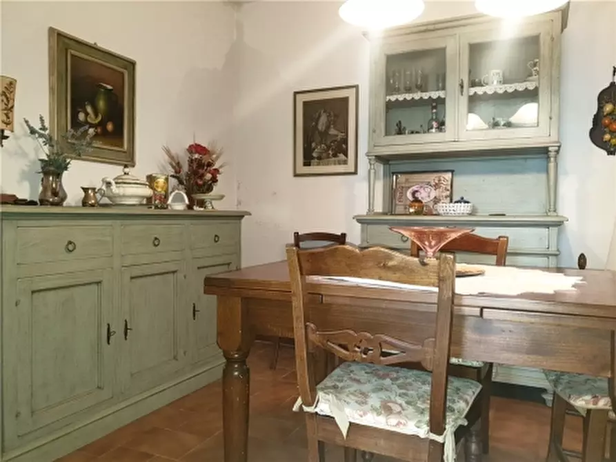 Immagine 5 di Villa in vendita  a San Miniato