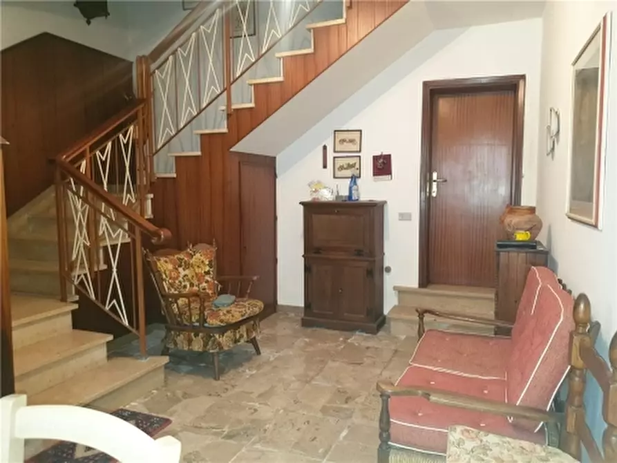 Immagine 7 di Villa in vendita  a San Miniato