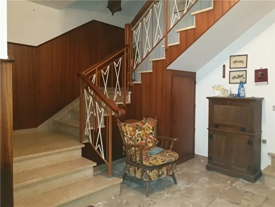 Immagine 8 di Villa in vendita  a San Miniato