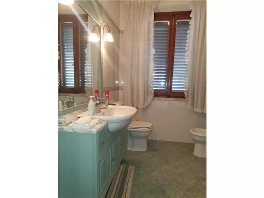 Immagine 15 di Villa in vendita  a San Miniato