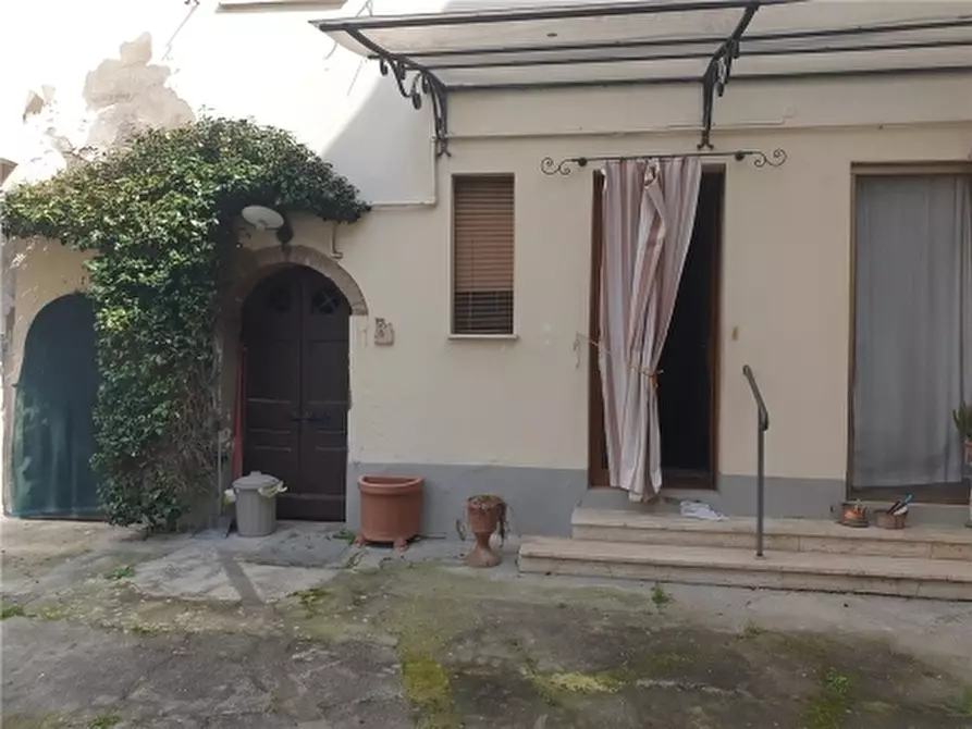 Immagine 30 di Villa in vendita  a San Miniato