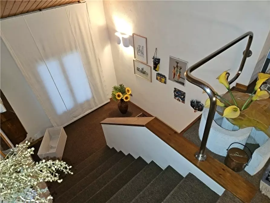 Immagine 19 di Villa in vendita  a Castelfiorentino