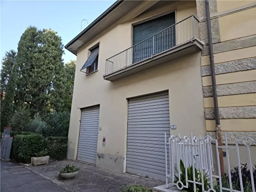 Immagine 29 di Villa in vendita  a Castelfiorentino