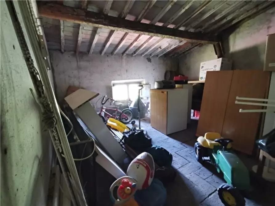 Immagine 25 di Villa in vendita  a Cerreto Guidi