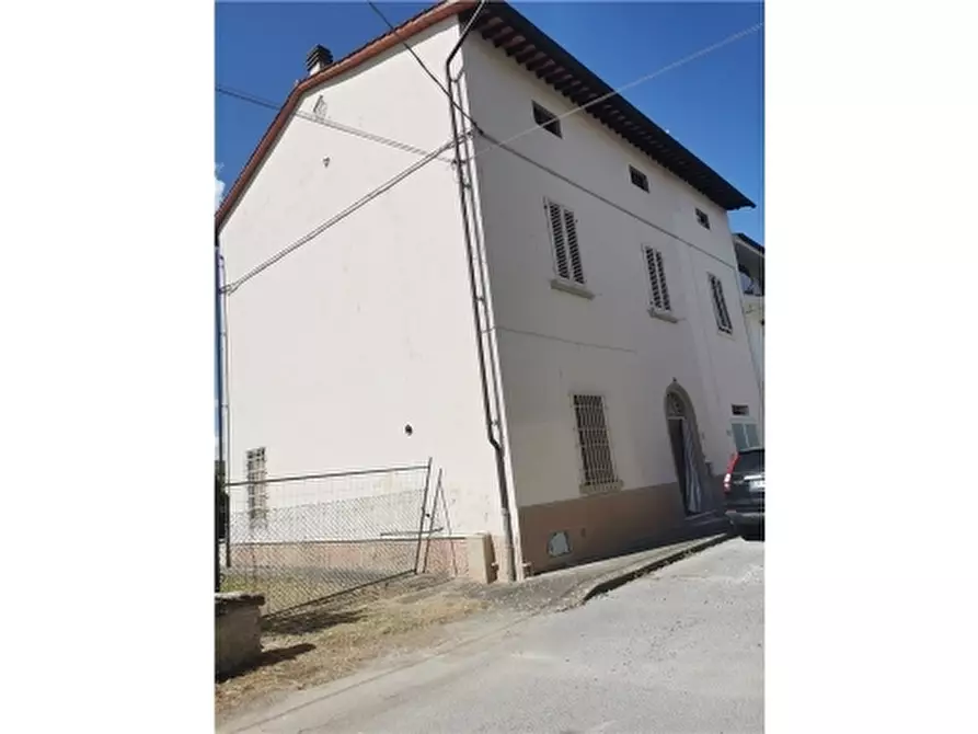 Immagine 27 di Villa in vendita  a Cerreto Guidi