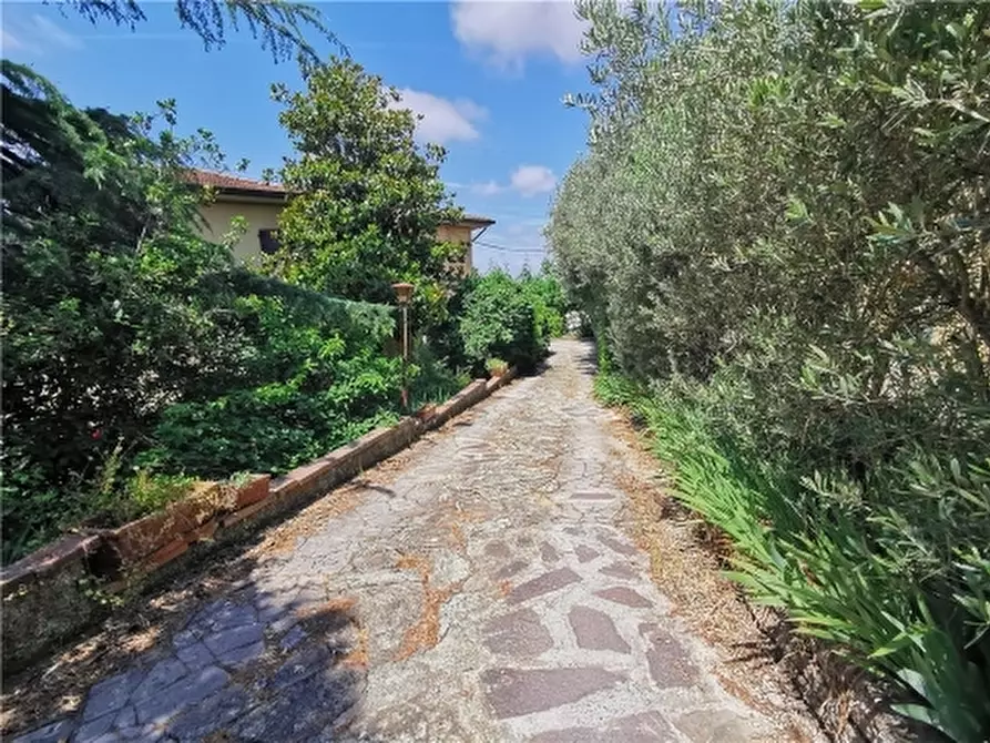 Immagine 24 di Villa in vendita  a Montespertoli