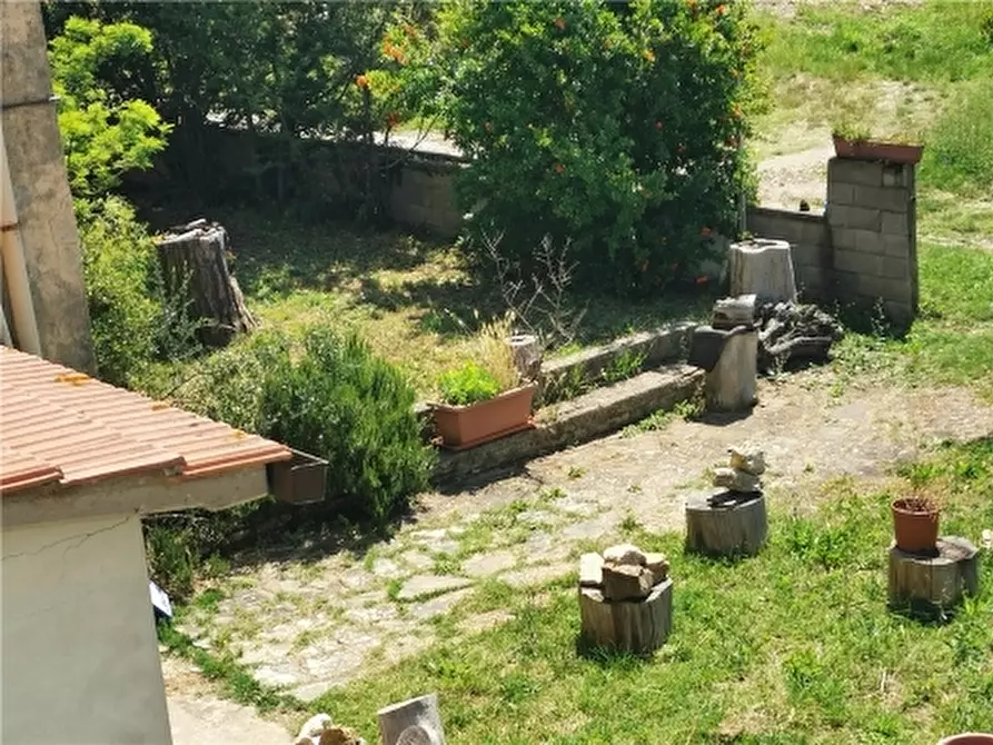 Immagine 27 di Villa in vendita  a Montespertoli