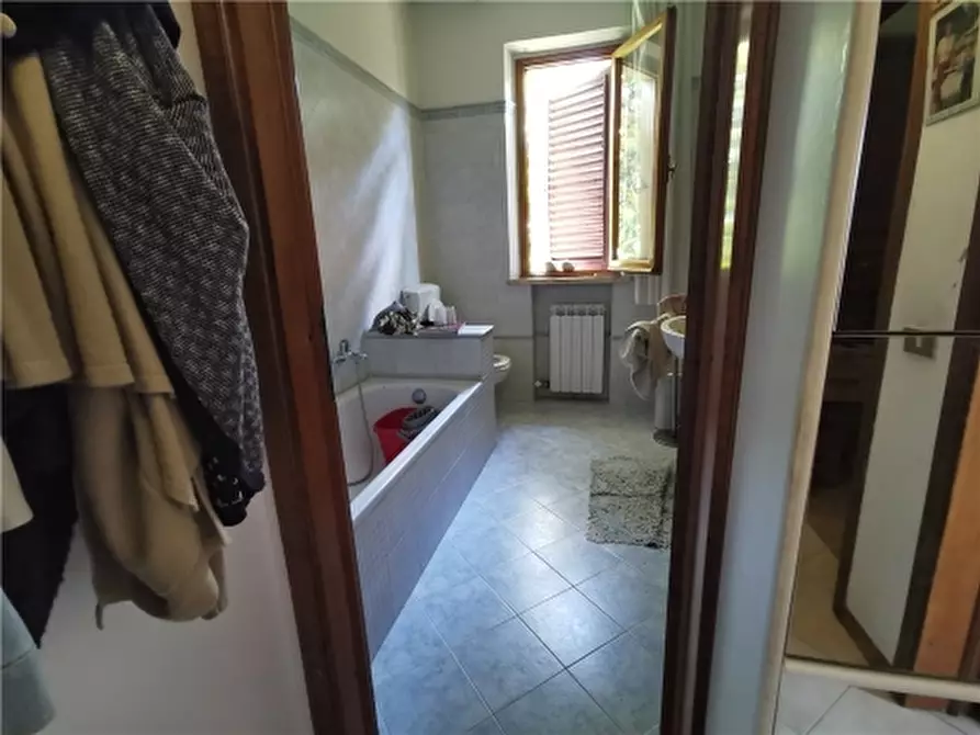 Immagine 35 di Villa in vendita  a Montespertoli