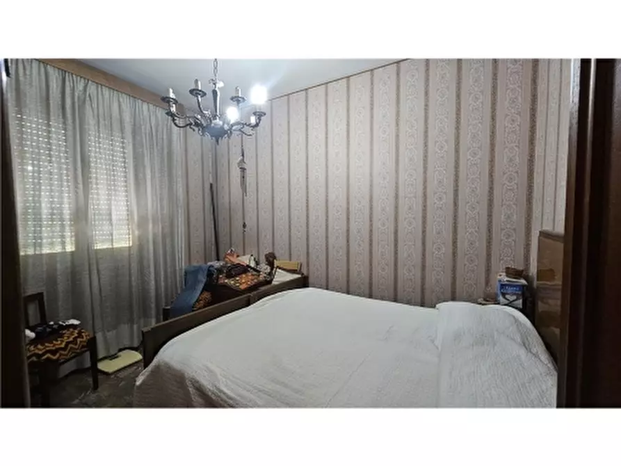 Immagine 8 di Villa in vendita  a Empoli