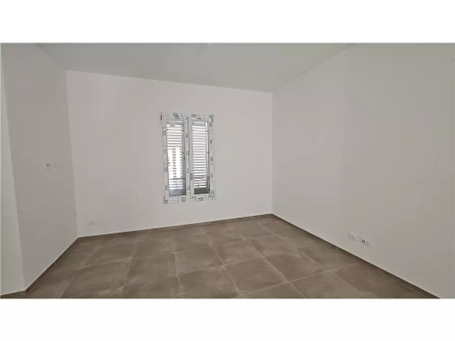 Immagine 12 di Villa in vendita  a Empoli