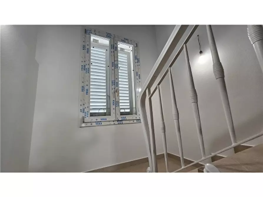 Immagine 18 di Villa in vendita  a Empoli