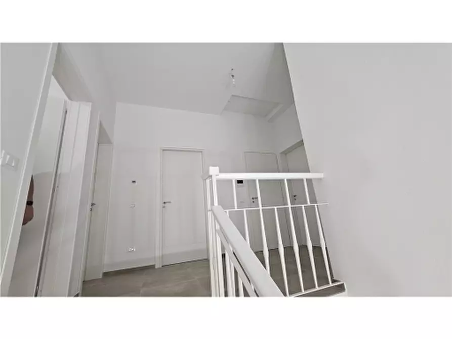 Immagine 19 di Villa in vendita  a Empoli