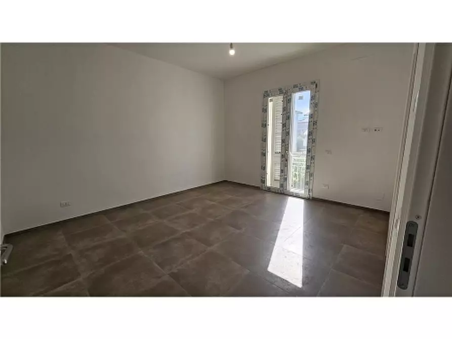 Immagine 23 di Villa in vendita  a Empoli