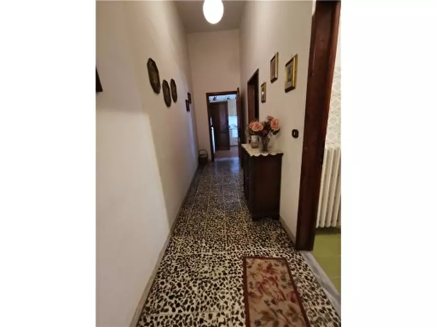 Immagine 29 di Villa in vendita  a San Miniato