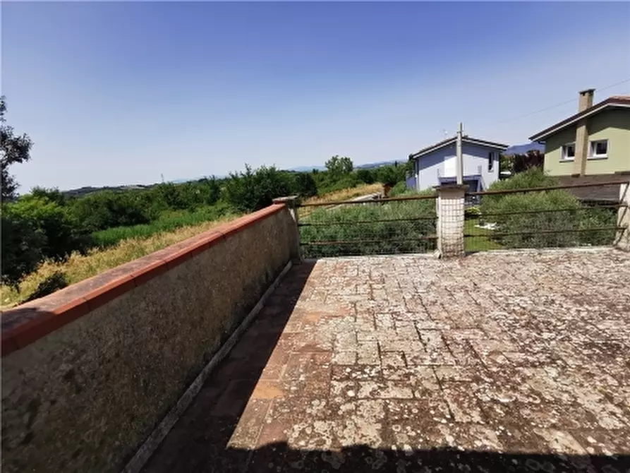 Immagine 34 di Villa in vendita  a San Miniato