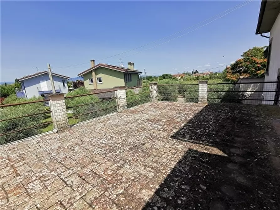 Immagine 35 di Villa in vendita  a San Miniato