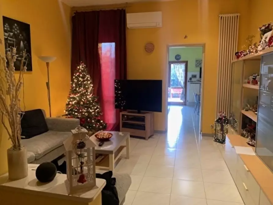 Immagine 5 di Villa in vendita  a Empoli
