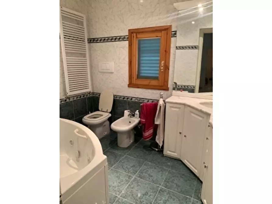 Immagine 16 di Villa in vendita  a Empoli