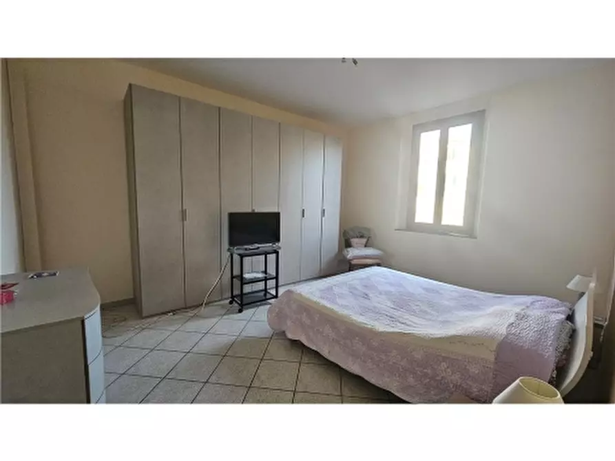 Immagine 5 di Villa in vendita  a Empoli