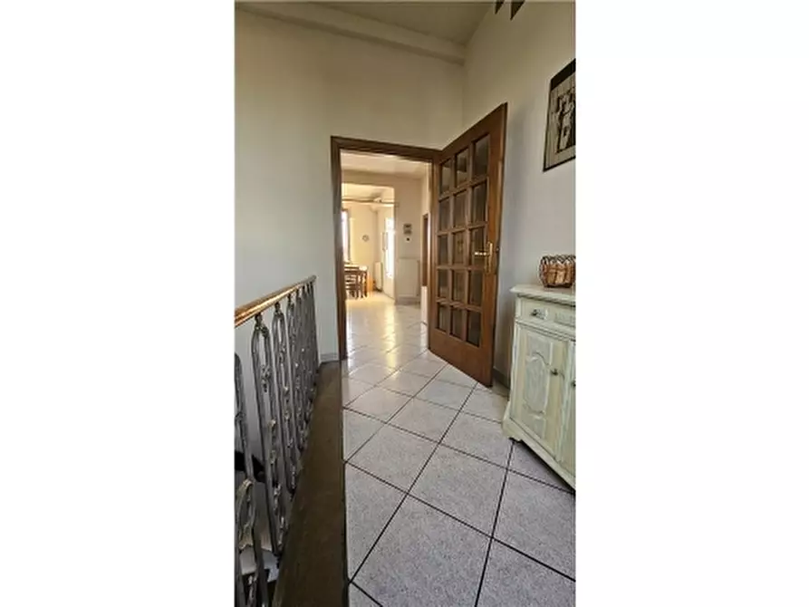 Immagine 9 di Villa in vendita  a Empoli