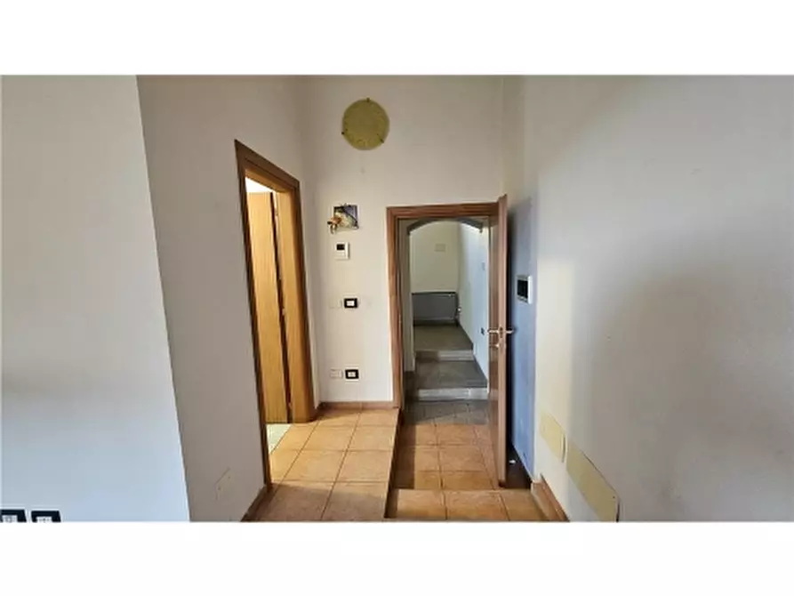 Immagine 13 di Villa in vendita  a Empoli