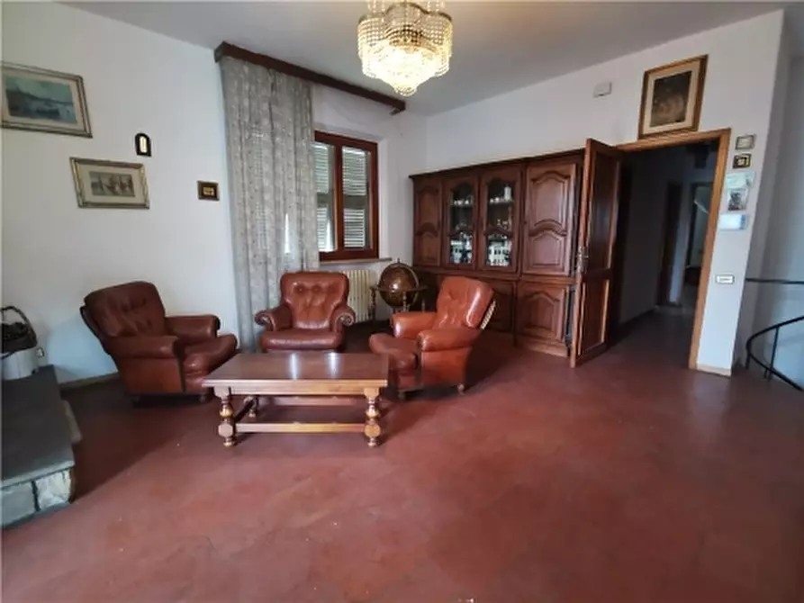 Immagine 5 di Villa in vendita  a Montaione