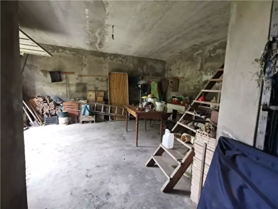 Immagine 17 di Villa in vendita  a Montaione