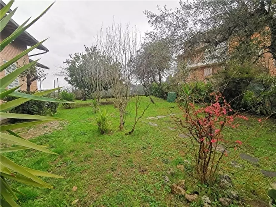 Immagine 26 di Villa in vendita  a Montaione