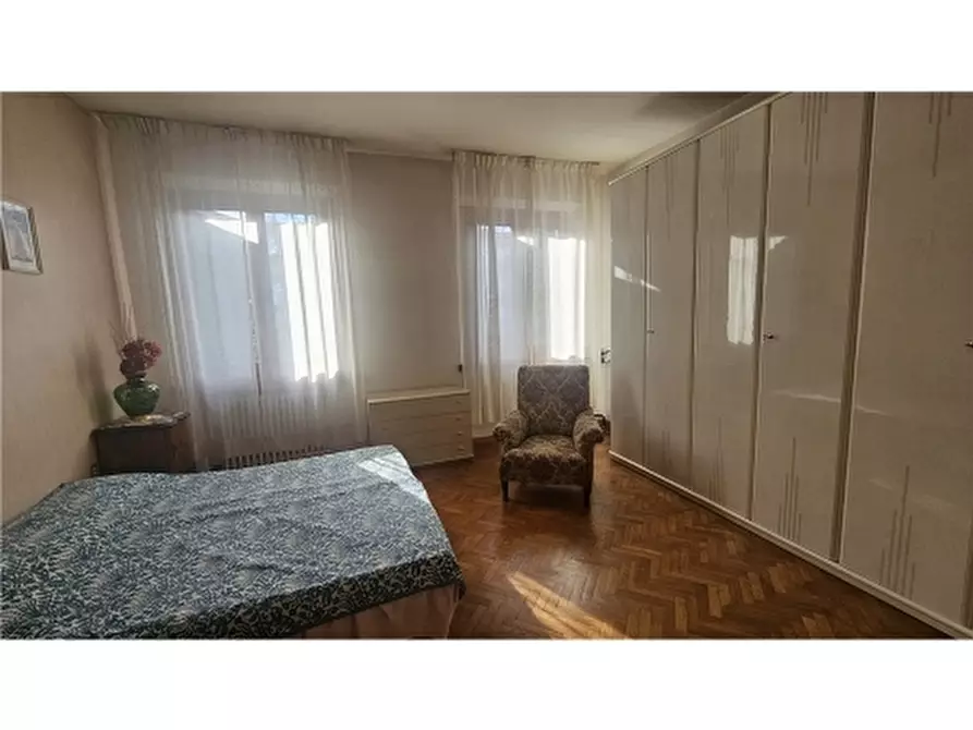 Immagine 30 di Villa in vendita  a Empoli