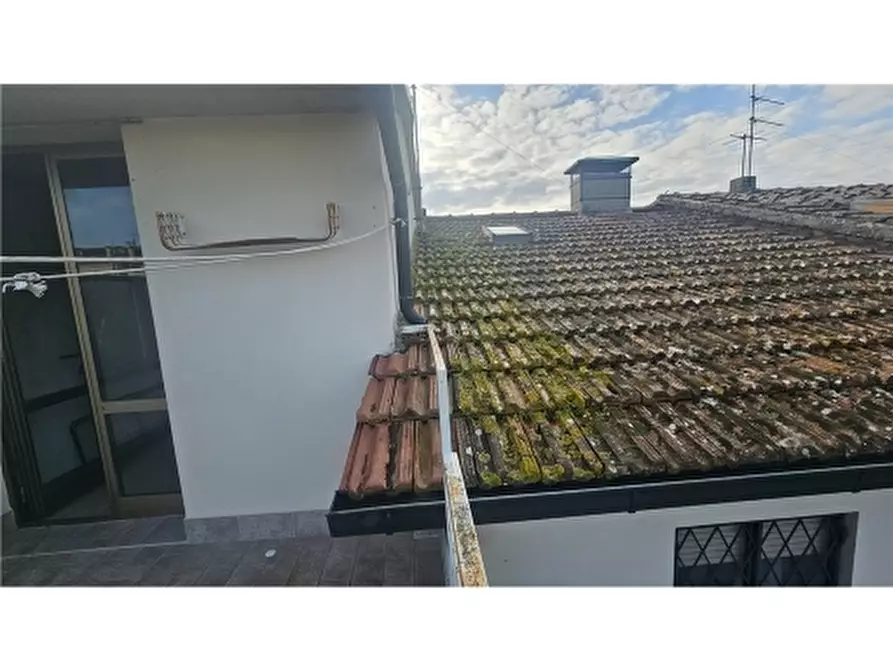 Immagine 39 di Villa in vendita  a Empoli