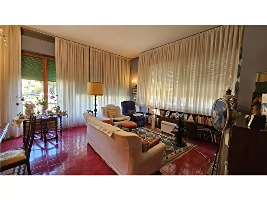 Immagine 16 di Villa in vendita  a Empoli