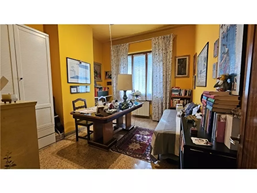 Immagine 30 di Villa in vendita  a Empoli