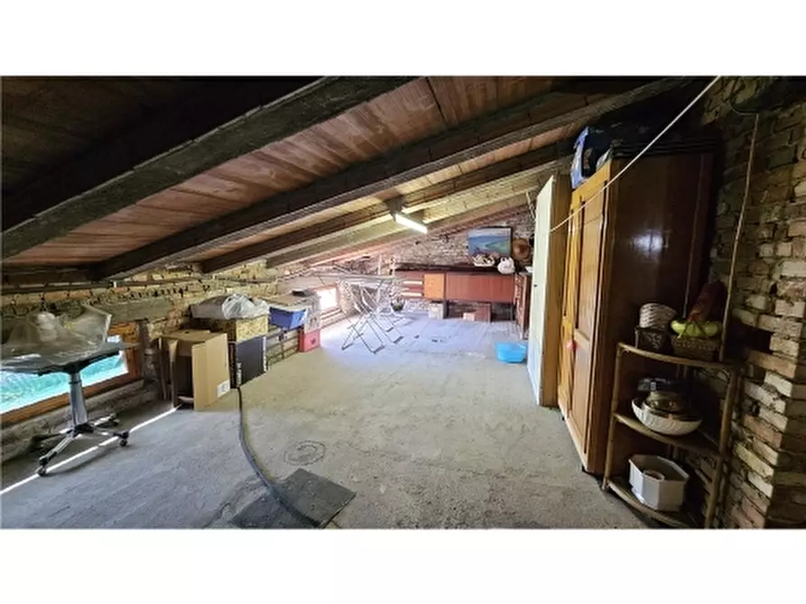 Immagine 46 di Villa in vendita  a Empoli