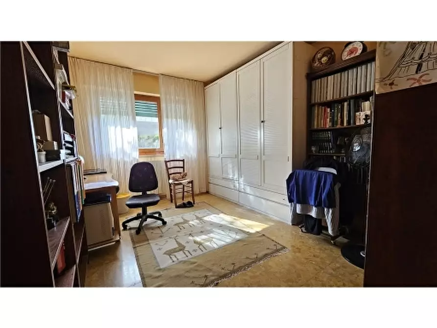 Immagine 62 di Villa in vendita  a Empoli