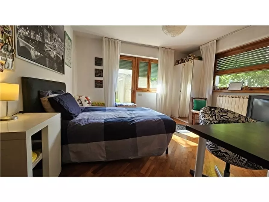 Immagine 67 di Villa in vendita  a Empoli