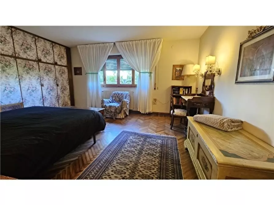 Immagine 73 di Villa in vendita  a Empoli