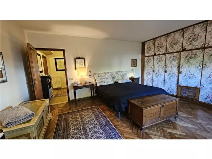 Immagine 76 di Villa in vendita  a Empoli