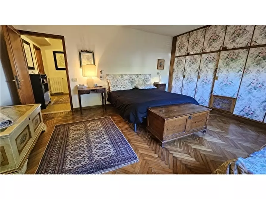 Immagine 77 di Villa in vendita  a Empoli