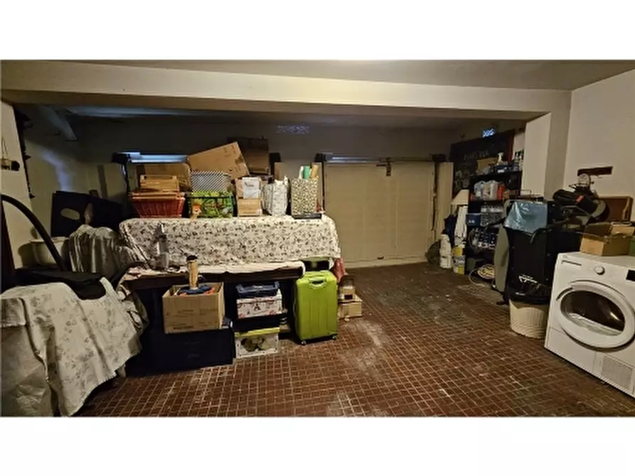 Immagine 81 di Villa in vendita  a Empoli